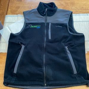 Men’s LLBean fleece vest